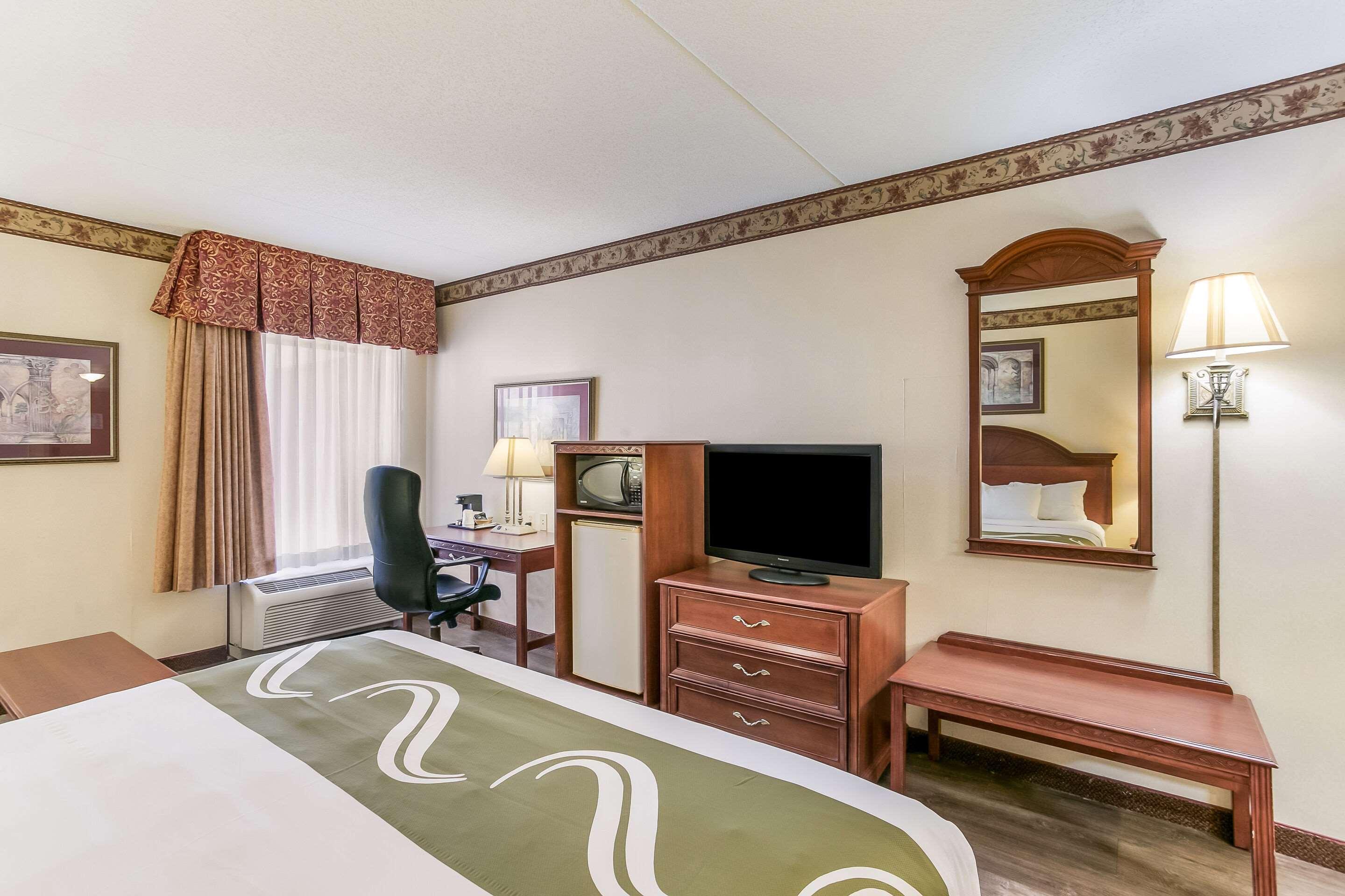 Quality Inn & Suites Bel Air I-95 Exit 77A Dış mekan fotoğraf
