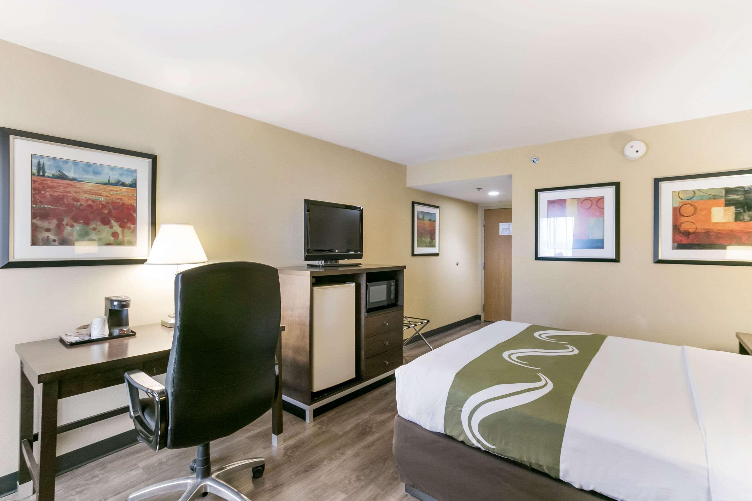 Quality Inn & Suites Bel Air I-95 Exit 77A Dış mekan fotoğraf